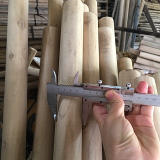 Thanh tròn đường kính 4cm dài 60cm