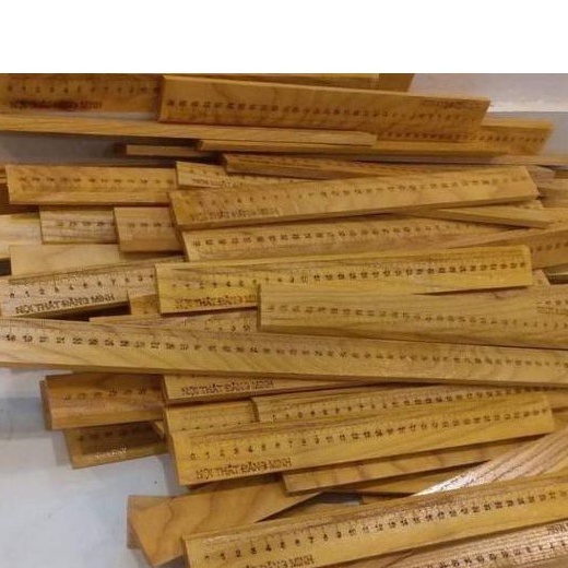 Thước gỗ sồi