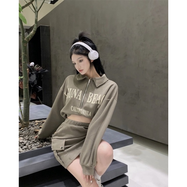 Set bộ Laguna beach dài tay khoá kéo phối chân váy túi hộp thu đông