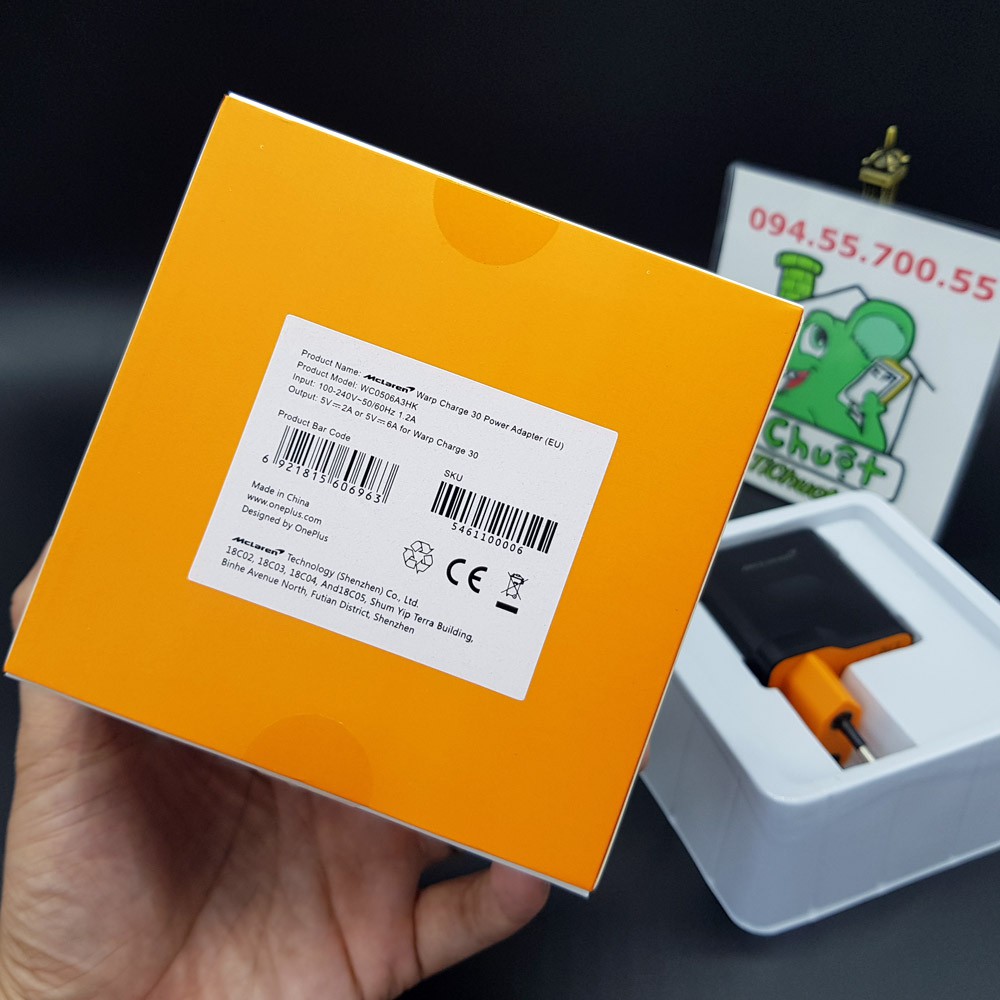 Củ Sạc Nhanh Warp Charge 30W Chính Hãng OnePlus Màu Đen Cam