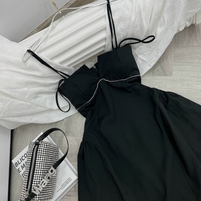 ĐẦM 2S ĐEN XẺ VIỀN CƯỜM