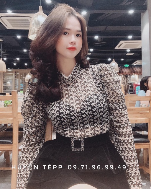 Siêu Phẩm Set áo ren mix chân váy tầng