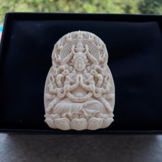 Mặt dây chuyền thiên thủ thiên nhãn