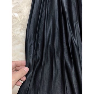 chân váy quốc dân xếp li dáng dài