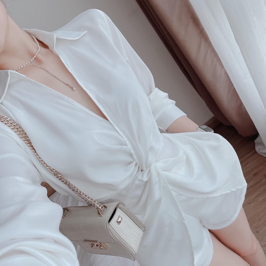 Mẫu Mới Áo Sơ Mi Cổ V Mix Quần Đùi Áo Xoắn Ốc Hình Vạt Bầu Tay Dài , Set 2 Màu Đen Trắng Vải Tuyết Mưa