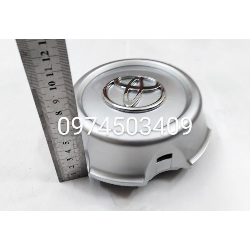 Nắp chụp la zăng xe hơi Land Cruiser đời cũ loại bằng