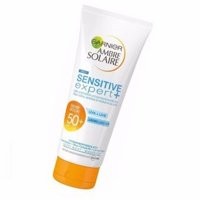 Kem chống nắng Garnier Ambre Solaire Sensitive 50+