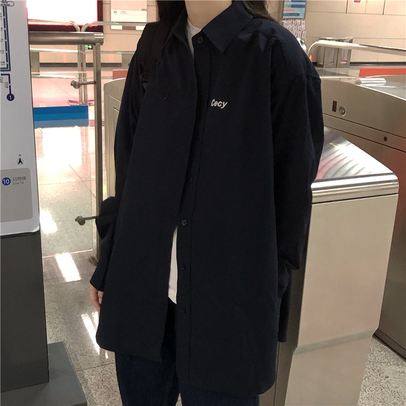 Áo sơ mi dáng rộng phong cách thời trang Hàn Quốc cho nữ