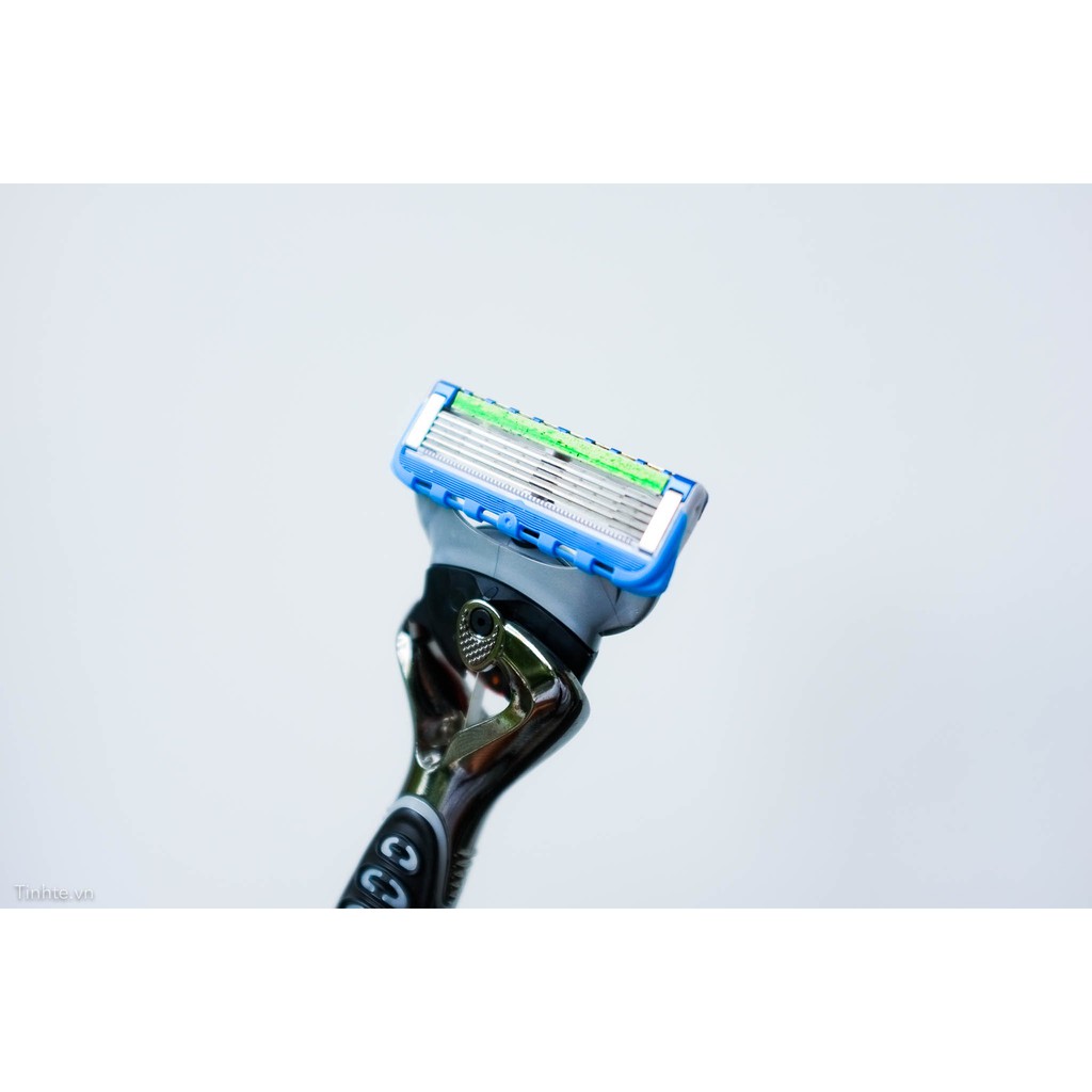 [Đức] Dao cạo râu máy cao cấp 5 lưỡi Gillette Fusion Proglide Power (Cán Dao + Lưỡi Dao + Đầu bảo vệ)