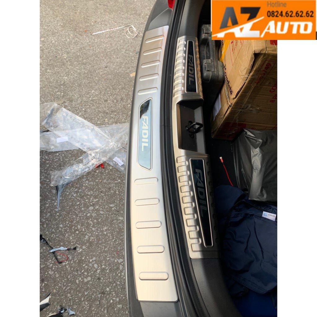 Chống trầy cốp Vinfast Fadil 2019-2021 - chất liệu innox sáng bóng