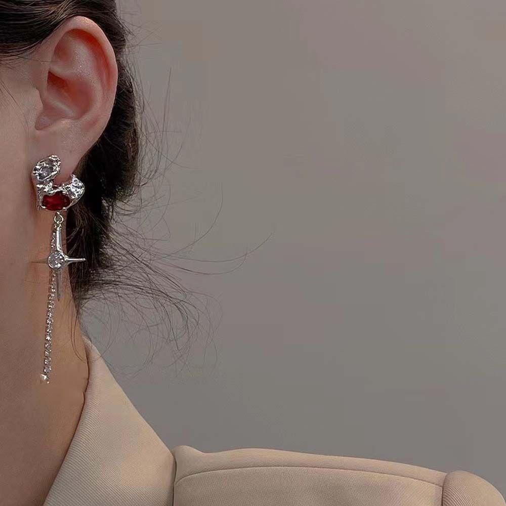 QQMALL Khuyên Tai Chuỗi Hình Thánh Giá Đính Đá Đỏ