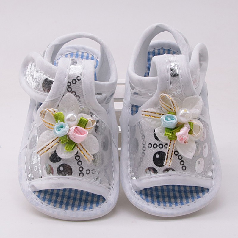 Giày sandals đính nơ đáng yêu cho bé