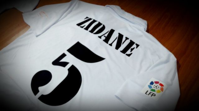 Áo đấu Real Madrid 2002 - 2003