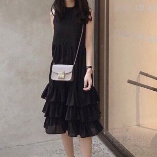 Đầm maxi tầng