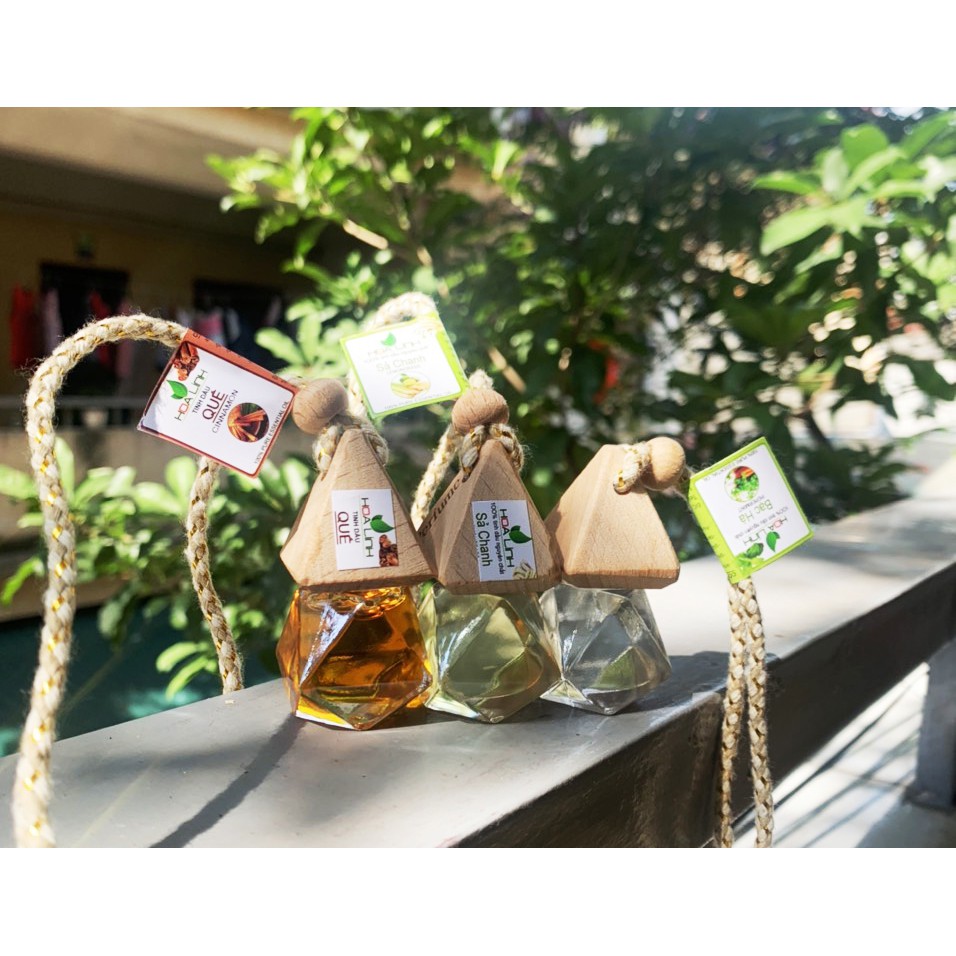 Tinh dầu thiên nhiên treo xe: Sả Chanh/ Bạc Hà/ Quế/ Oải hương/ Bưởi/ Trầm hương/ Cafe......