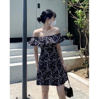 váy hoạ tiết ngựa blance