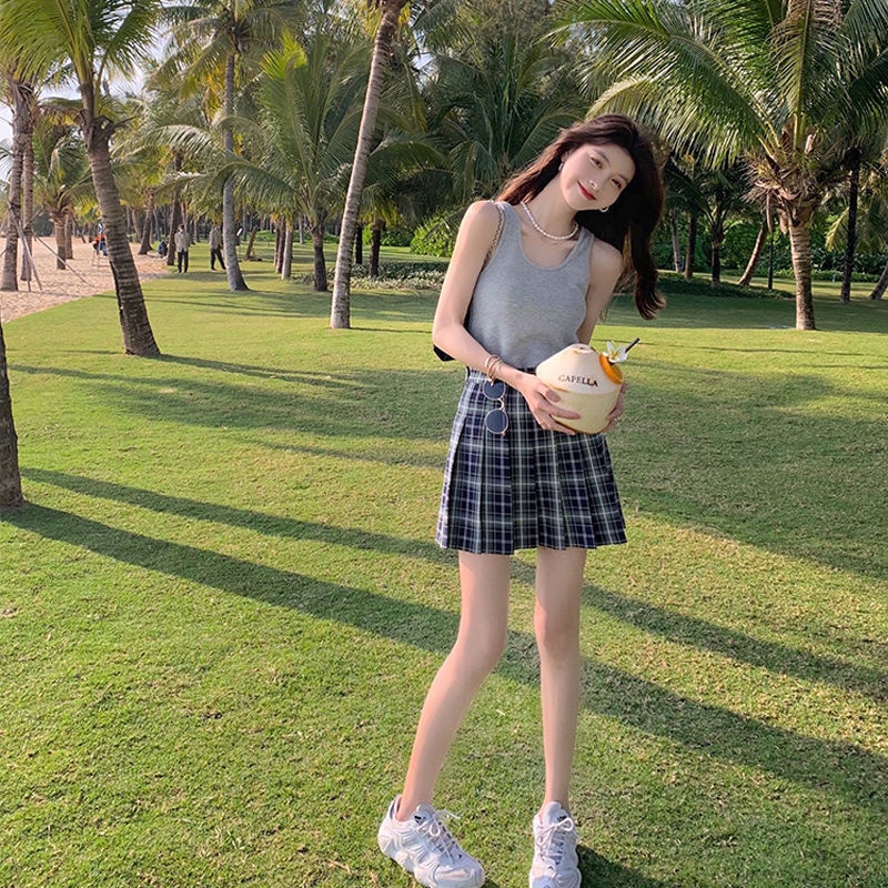 Set đồ COZOK gồm áo sweater cổ chữ V và áo vest hai dây thời trang xinh xắn cho nữ