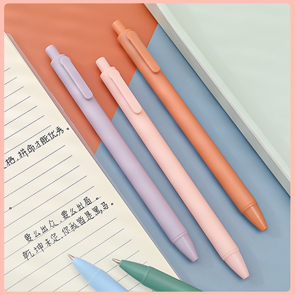 Bút Bi Mực Đen Ngòi 0.5mm