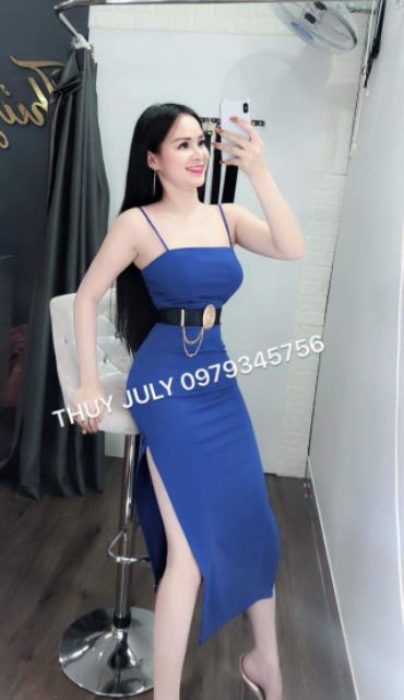 Đầm body 2 dây xẻ 2 tà