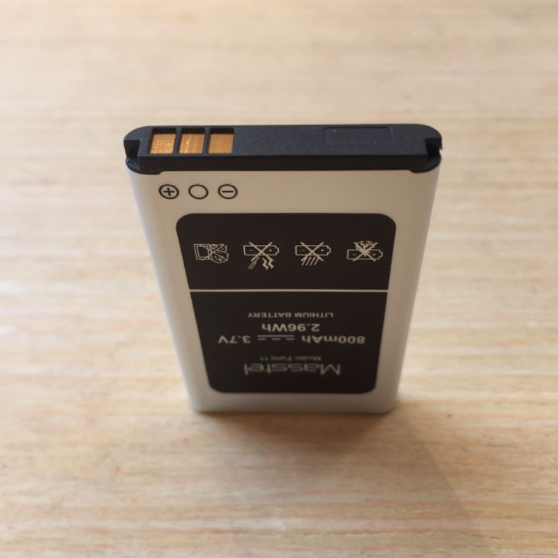 Pin Masstel Fami 11-Chính hãng-Dung lượng 1000 mAh-Bảo hành 6 tháng