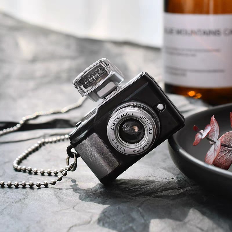 Vòng cổ Mặt Máy Ảnh Đèn LED Thời Trang Hàn Quốc Cổ Điển Cho Nam Nữ