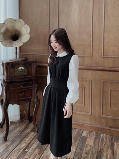 ĐẦM ĐEN CỔ SEN