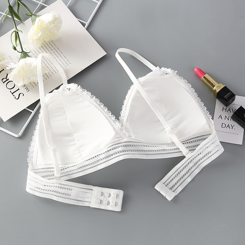 Áo Bra Eva Bra Ren Hoa Không Gọng Đệm Mỏng Cài Sau GB7313