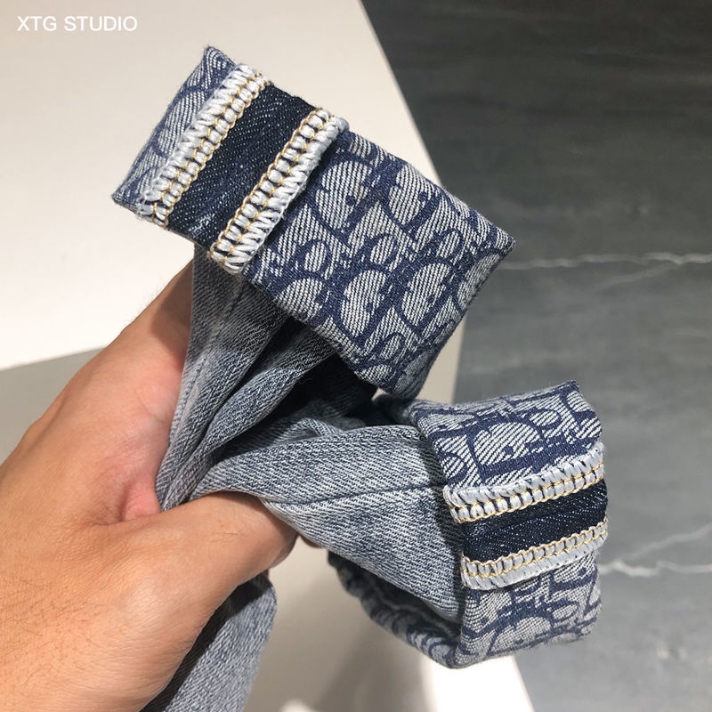 Quần Jeans Thêu Họa Tiết Phong Cách Hàn Quốc Cho Nam