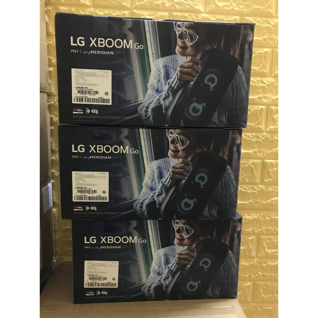 Loa Bluetooth LG XBOOM Go PN7 - Hàng Chính Hãng