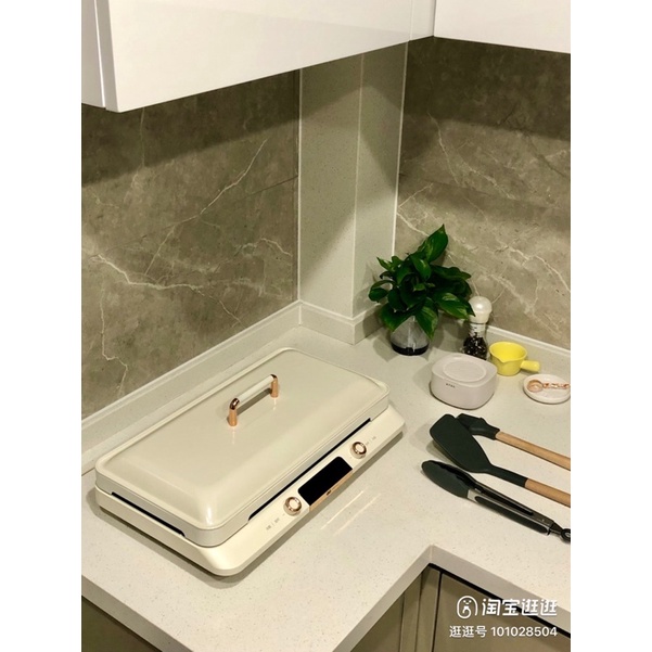 Bếp từ đôi QG của Anh- bản cao cấp có kèm khay nướng - Cáo đeo nơ