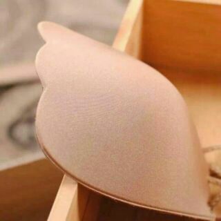 Bra dán nâng ngực dây rút