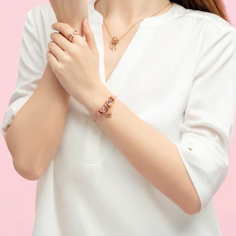 charm pan xỏ ngang đá hồng trà viền đá nhỏ bạc s925