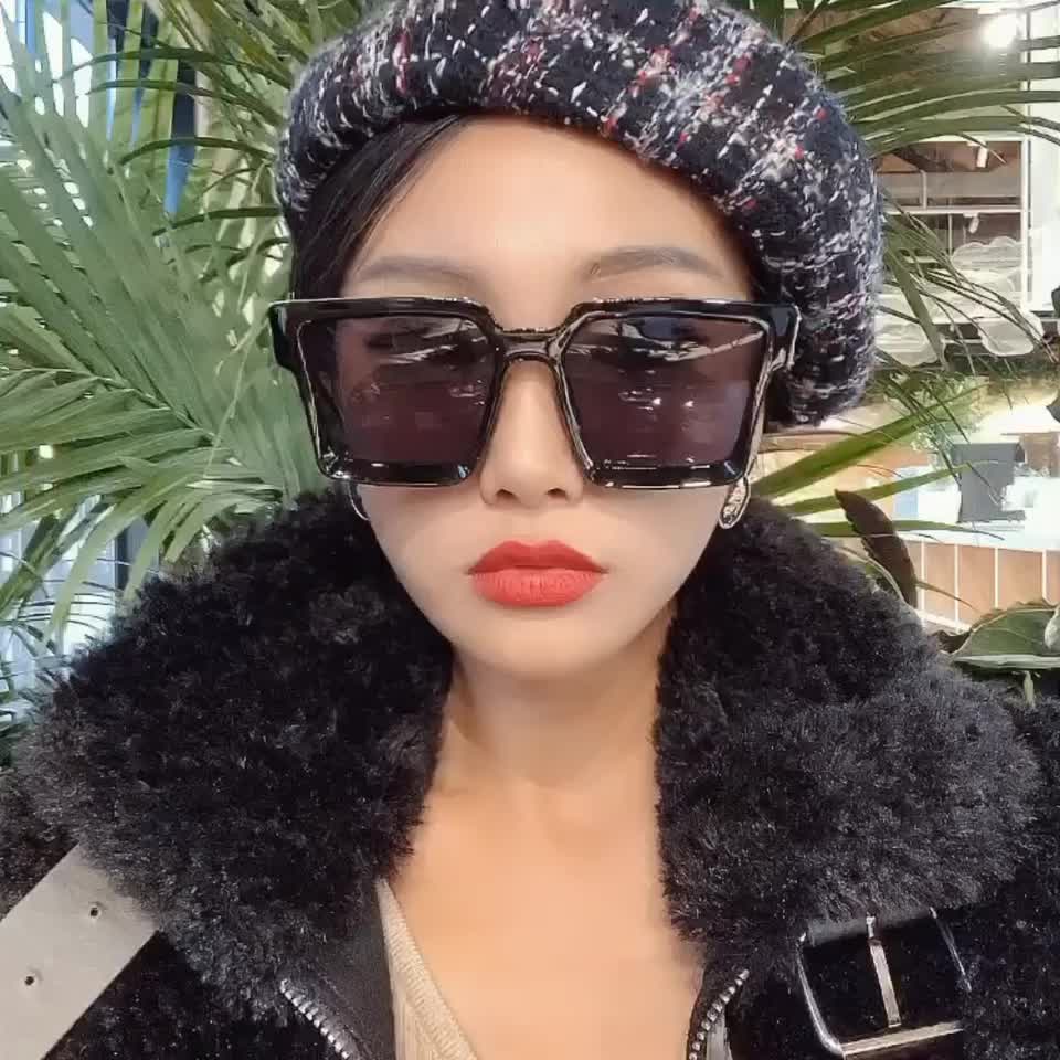 Kính mát phong cách retro sành điệu cho nữ