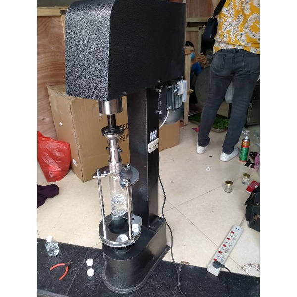 máy đóng nắp chai nước suối, máy xoáy nắp chai nhựa, máy vặn nắp chai nước uống đóng chai, máy đóng nắp chai nước mắm