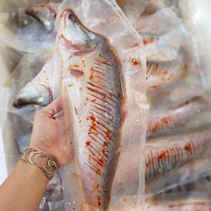 Thác lác rút xương - con khoảng 300g