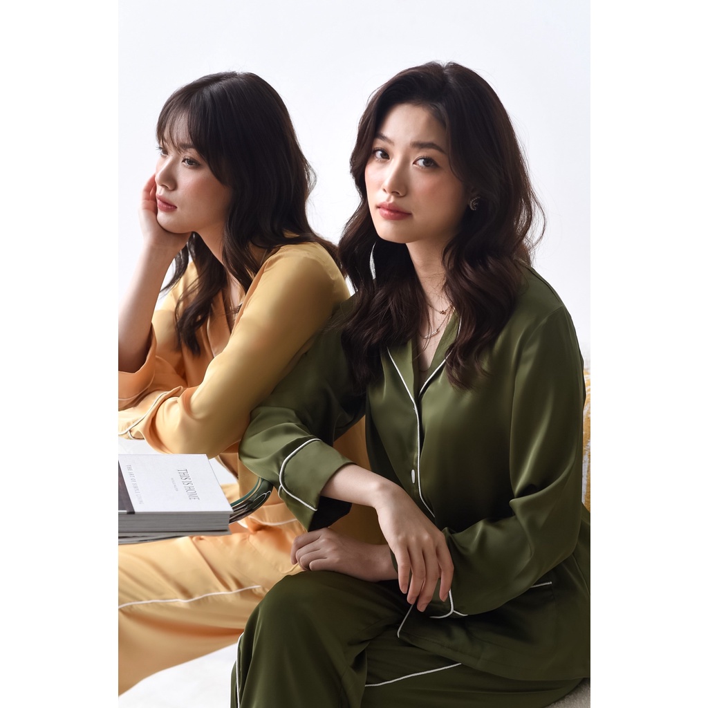 Đồ Bộ Pijama Nữ 𝐋𝐈𝐋𝐀𝐒 𝐁𝐋𝐀𝐍𝐂 Kiểu Dáng Dài Tay, Quần Dài Chất Lụa Cao Cấp Sang Trọng, Cá Tính | Màu Xanh Nổi Bật
