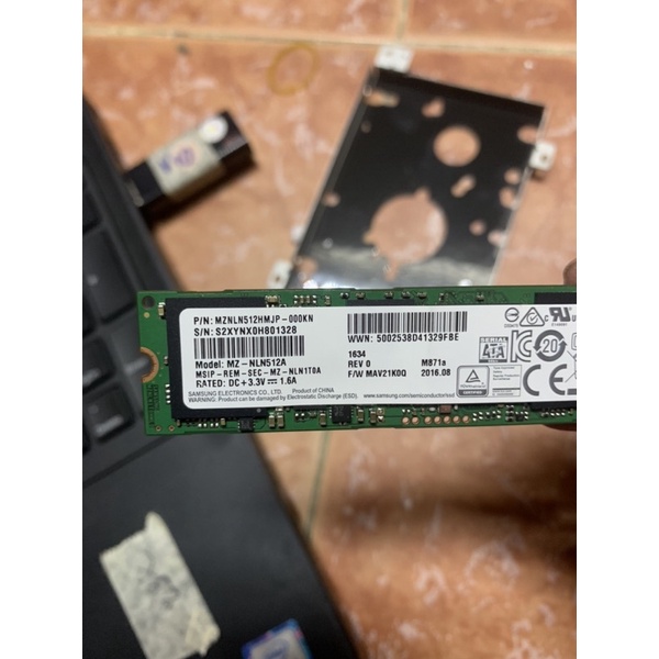 s10712 ổ cứng ssd m2 2280 512gb chuẩn sata, cũ samsung