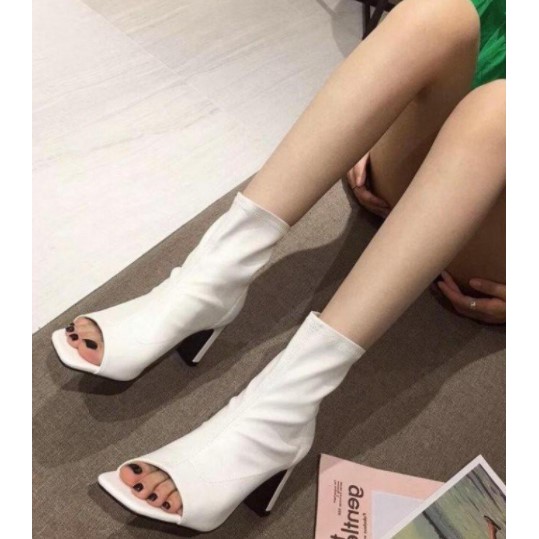 [Boot nữ hở mũi][bốt cao gót nữ lửng da lì gót dẹt cao]