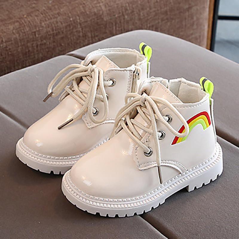 Giày bốt cột dây đế mềm cho bé