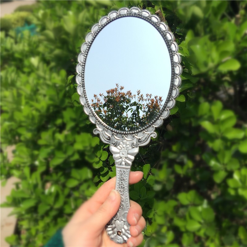 Gương công chúa phun xăm, thiết kế tinh xảo với những họa tiết cổ điển sang trọng 25cm