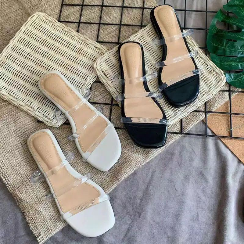 Giày Sandal Nhựa Dẻo Đế Bằng Có Dây Cột Cổ Chân 24