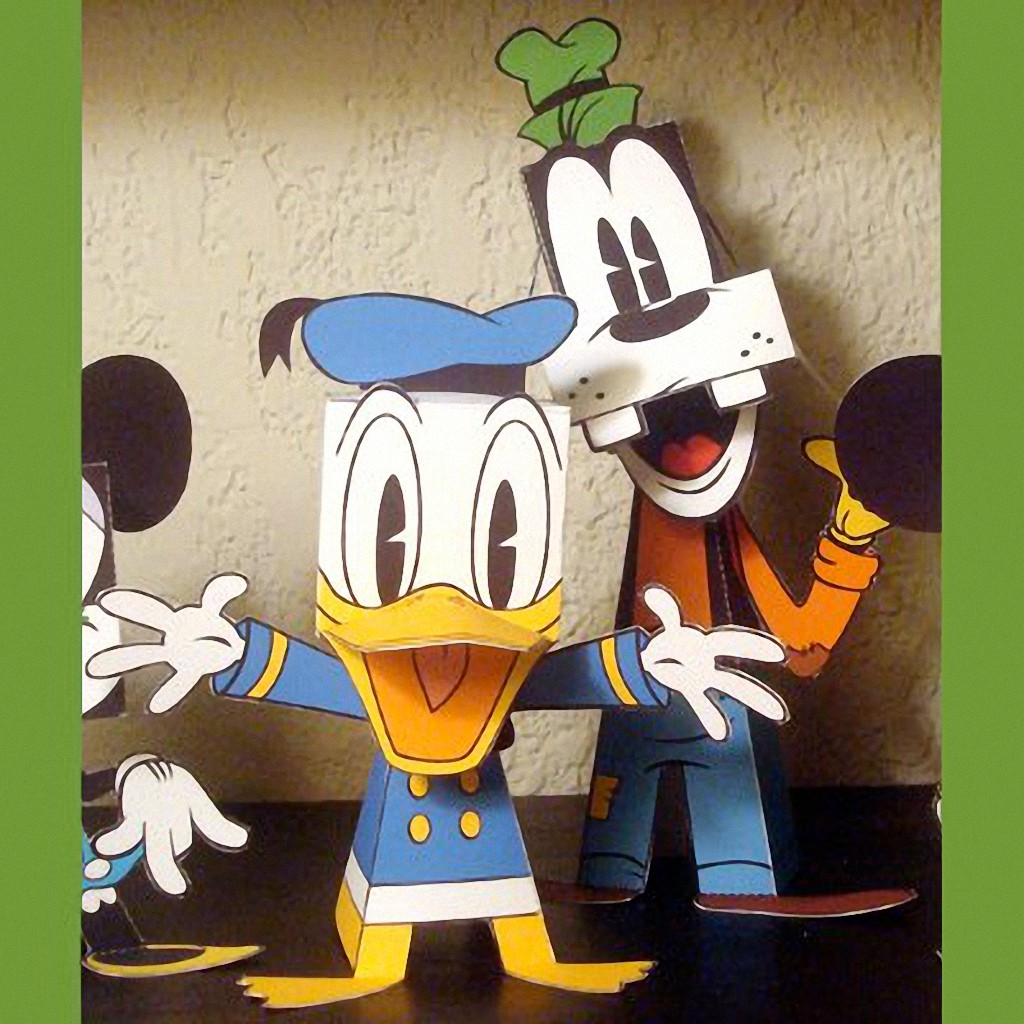 Mô hình giấy Anime Goofy &amp; Donald - Disney