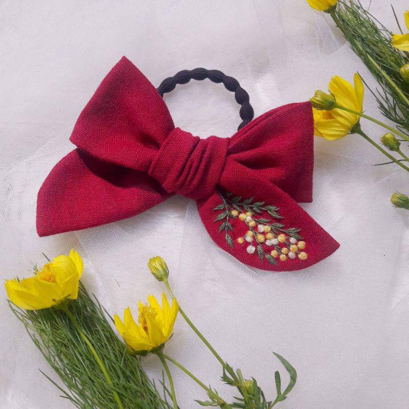 Cột tóc thêu tay handmade