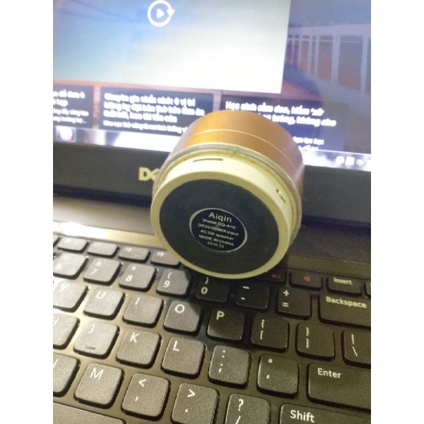 Hết hàng Loa blutooth và đèn cảm ứng củ của tui