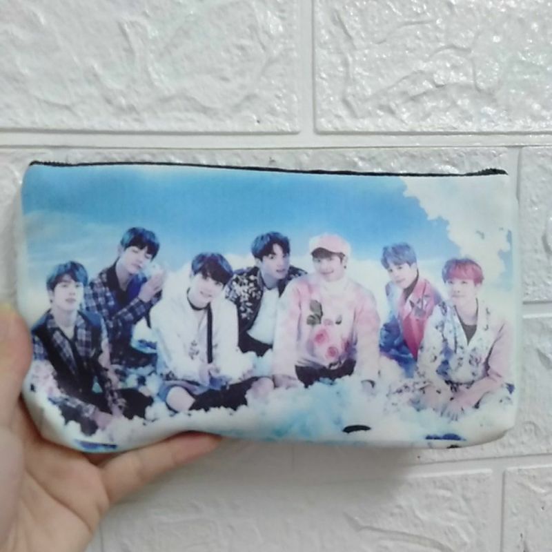 túi đựng bút bts( tặng kèm quà ngẫu nhiên)