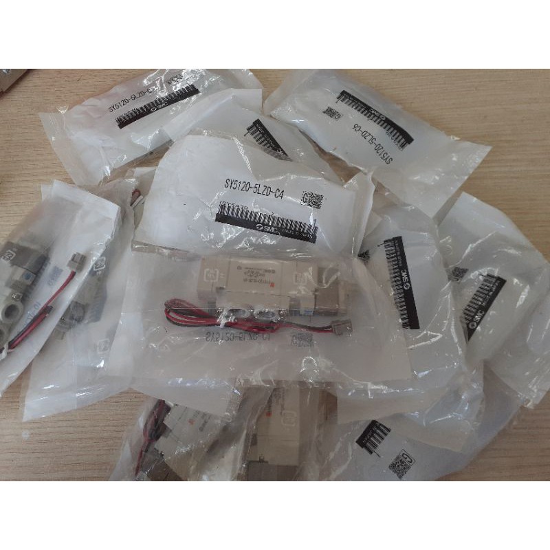 Van điện từ SMC SY5120-5LZD-01, SY5120-5LZD-C4, SY5120-5LZD-C6
