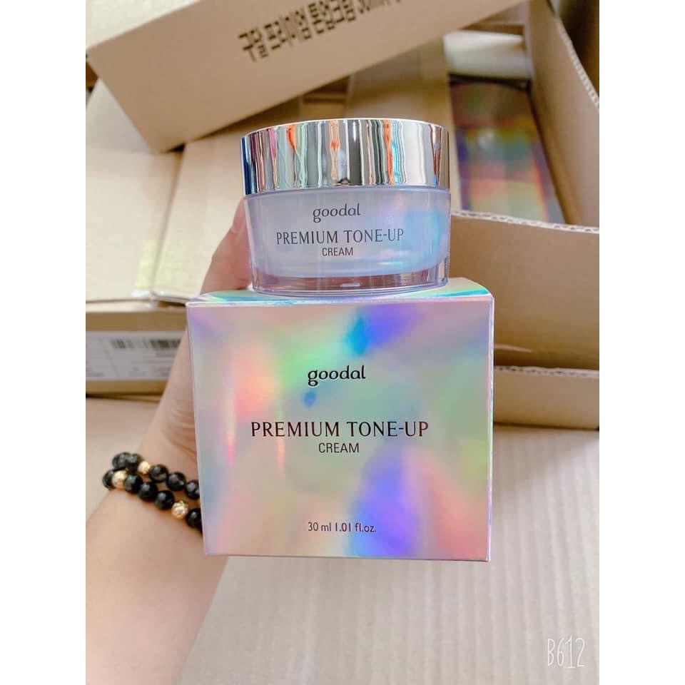 Kem Dưỡng trắng Ốc Sên Goodal Premium Snail Tone Up Cream 30ml