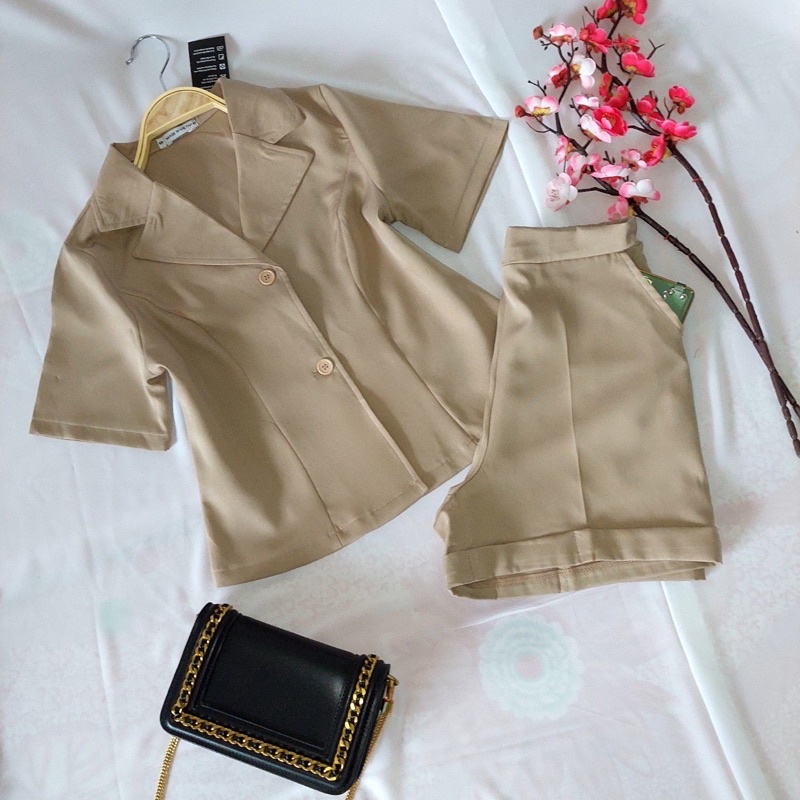 [Giá hủy diệt] Set Vest Đùi Siêu Xinh Và Thanh Lịch