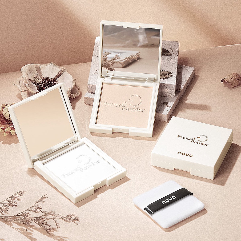 Phấn Phủ Nén Kiềm Dầu Lâu Trôi NOVO Feathery Silk In Mist 5545