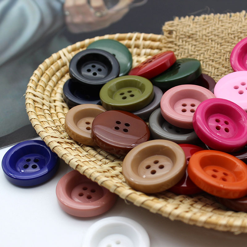 Set 20 nút áo 4 lỗ 25/ 30mm làm bằng nhựa